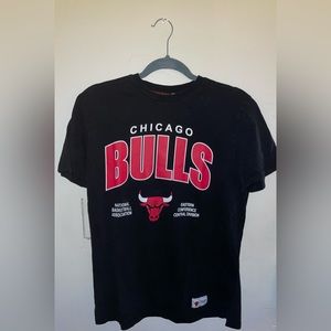 NBA Store Chicago Bills Basketball T-Shirt